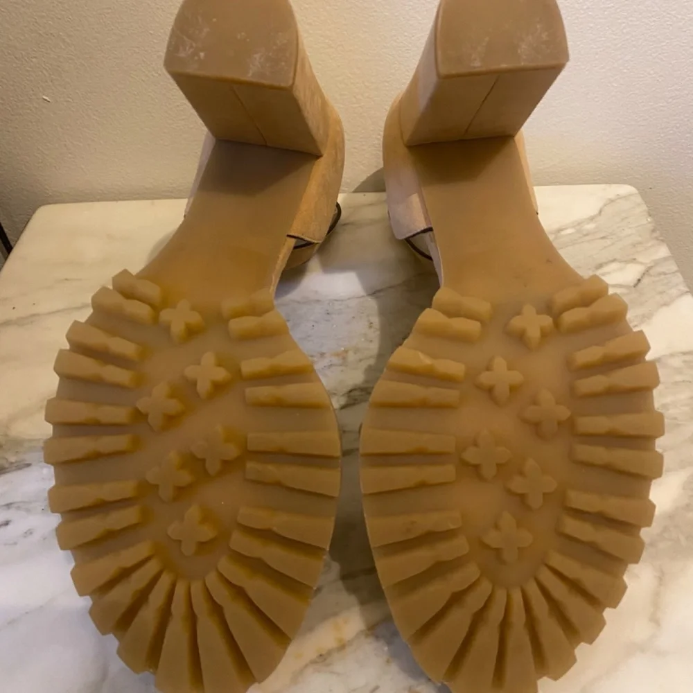 STUART WEITZMAN Winona Sandal OooOoOooo - Picture 3 of 5
